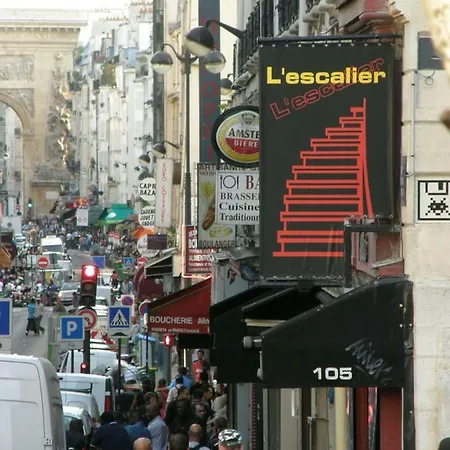 2 Pieces Calme Et Central, 10eme * Paris